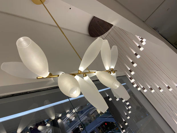 Minimalist Linear Rice Grain Shaped Bulb Iron Chandelier for Dining Room