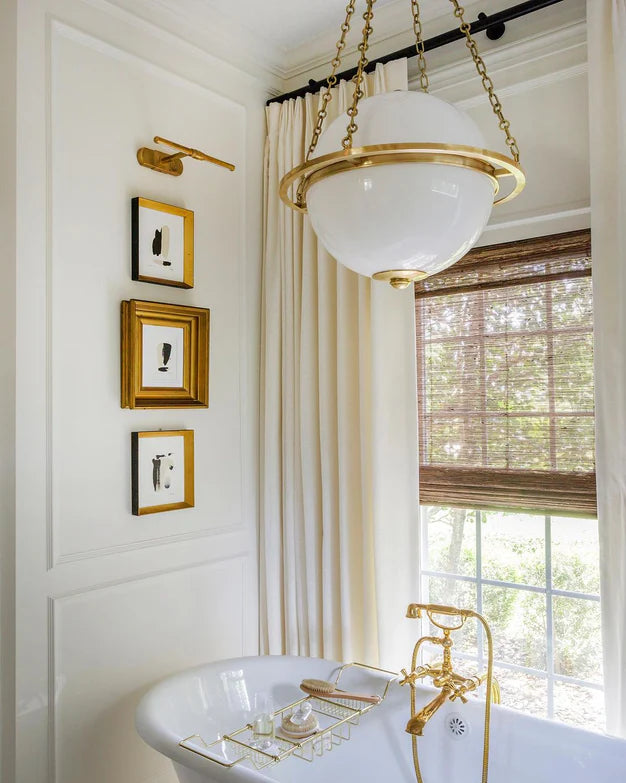 Modern White Globe Chandelier for Living Room/Bedroom