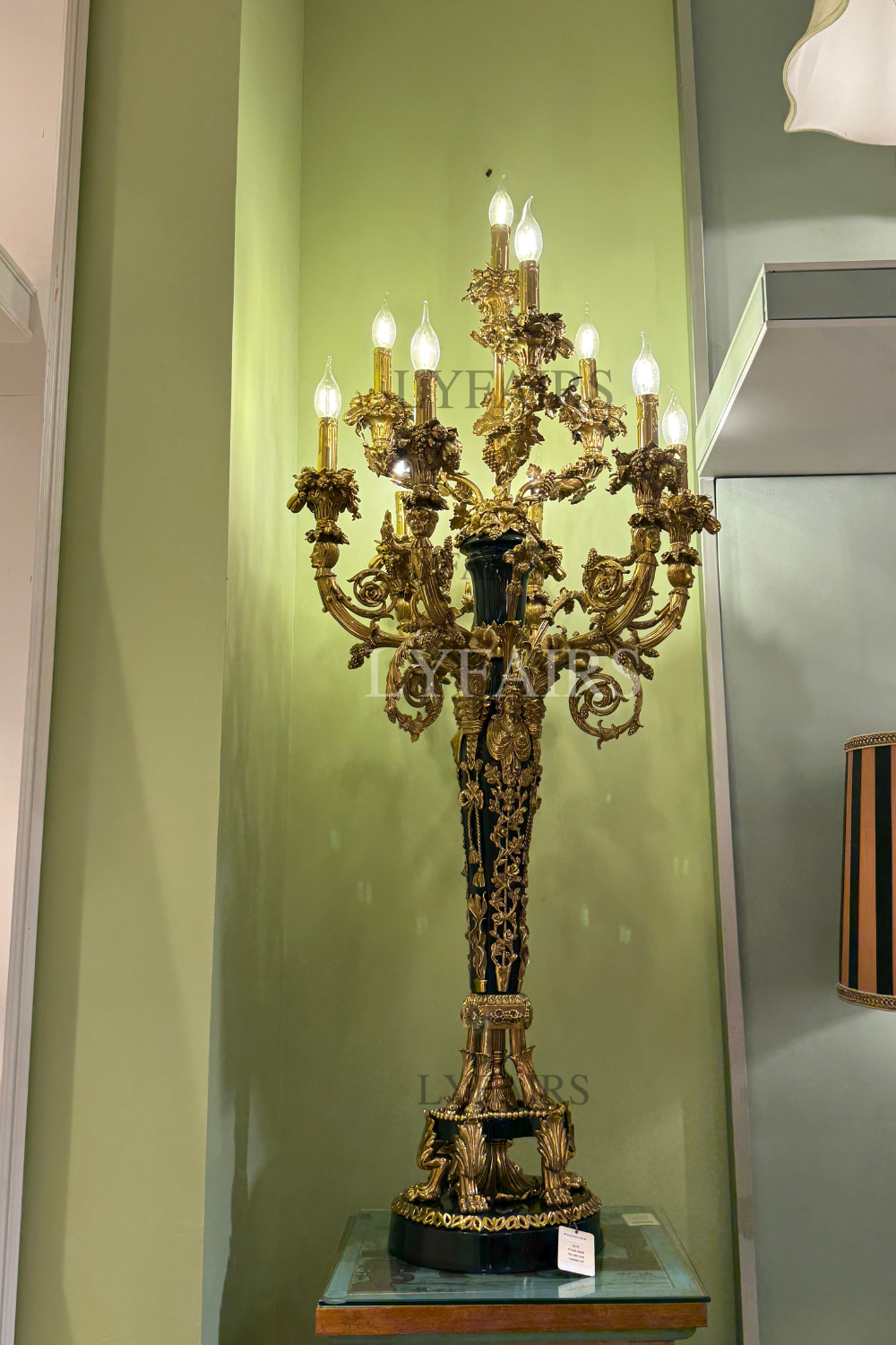 LYFAIRS x FH&Home Baroque Exquisite Brass Carved Vines Table Lamp