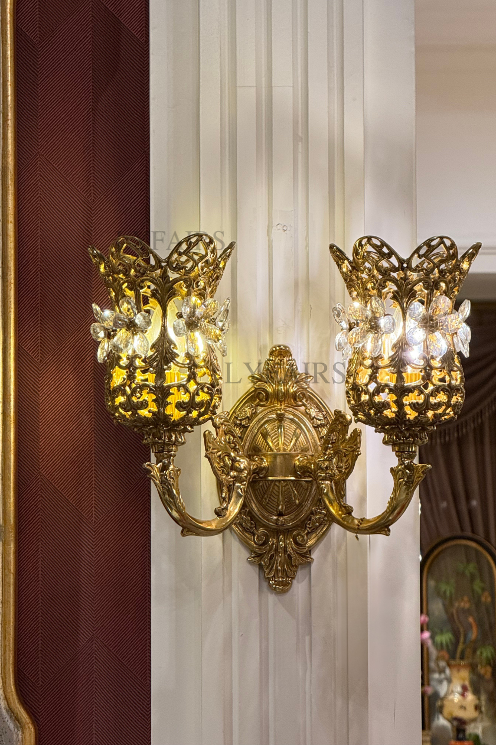 LYFAIRS x FH&Home Exquisite Brass Vineman Flower Crystal Wall Sconce
