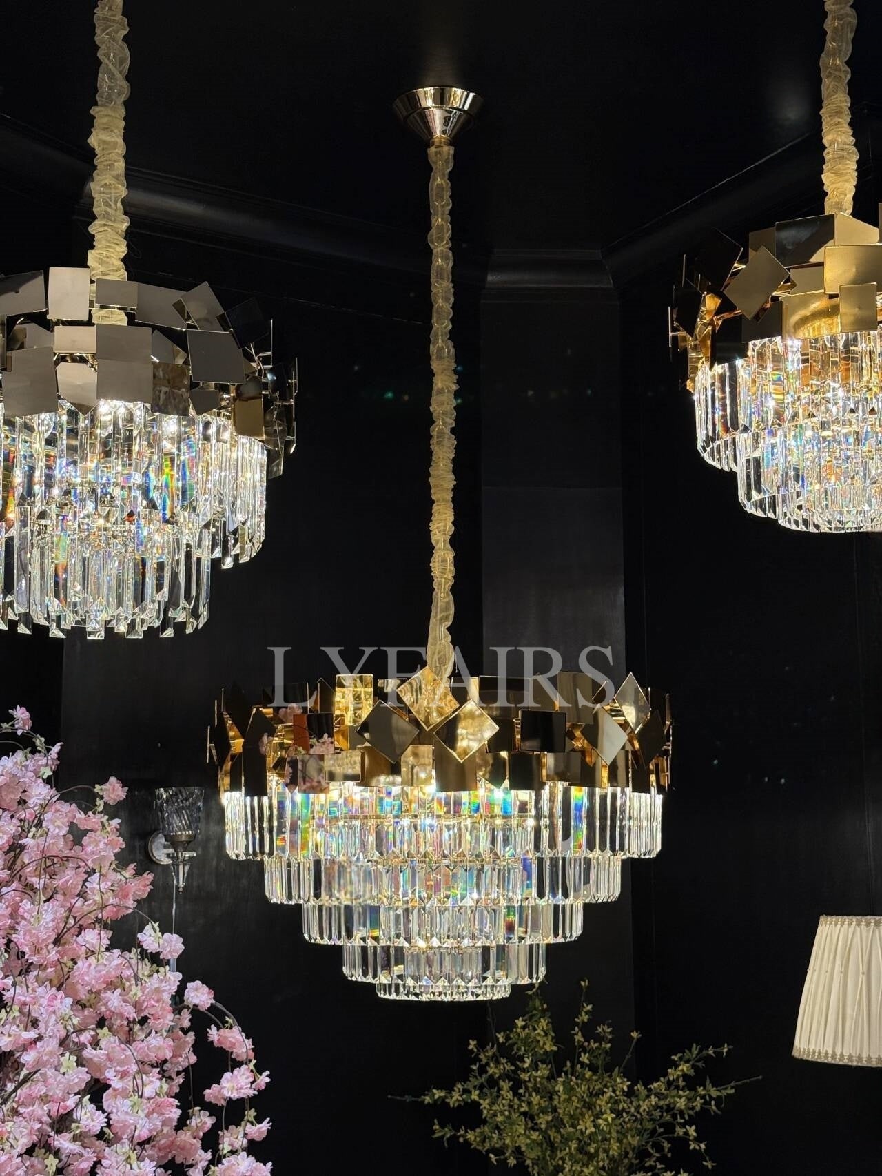 Lustre de luxe en cristal Quasar doré pour plafonds bas