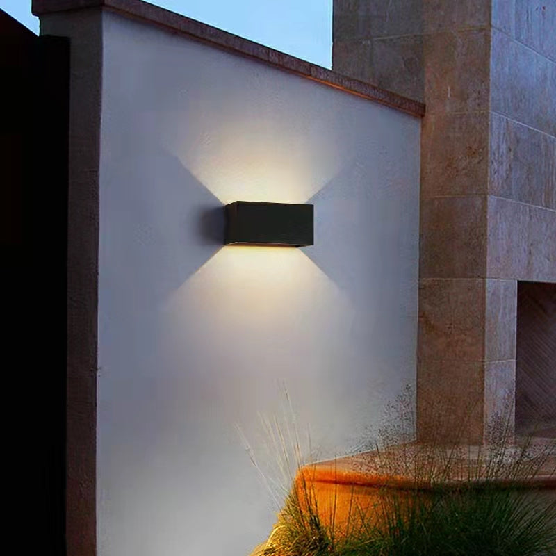 Modern Outdoor Wall Light Waterproof Balcony Wall Lamp Black /White Outer Staircase Light Store Front Door Decor Lamp