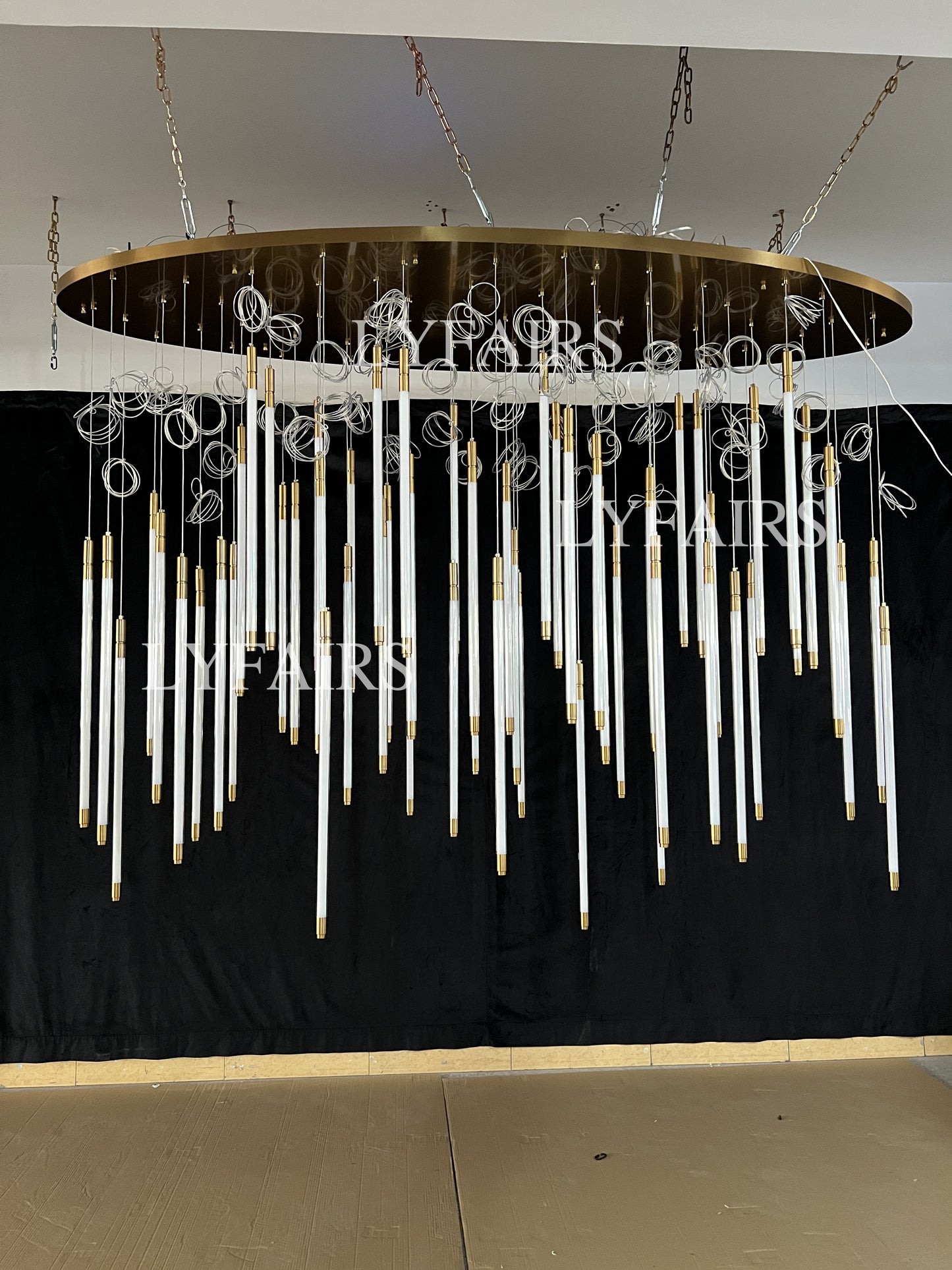 Modern Lightsabers Suspension Floating Chandelier with 512 System for Raindrop Effect