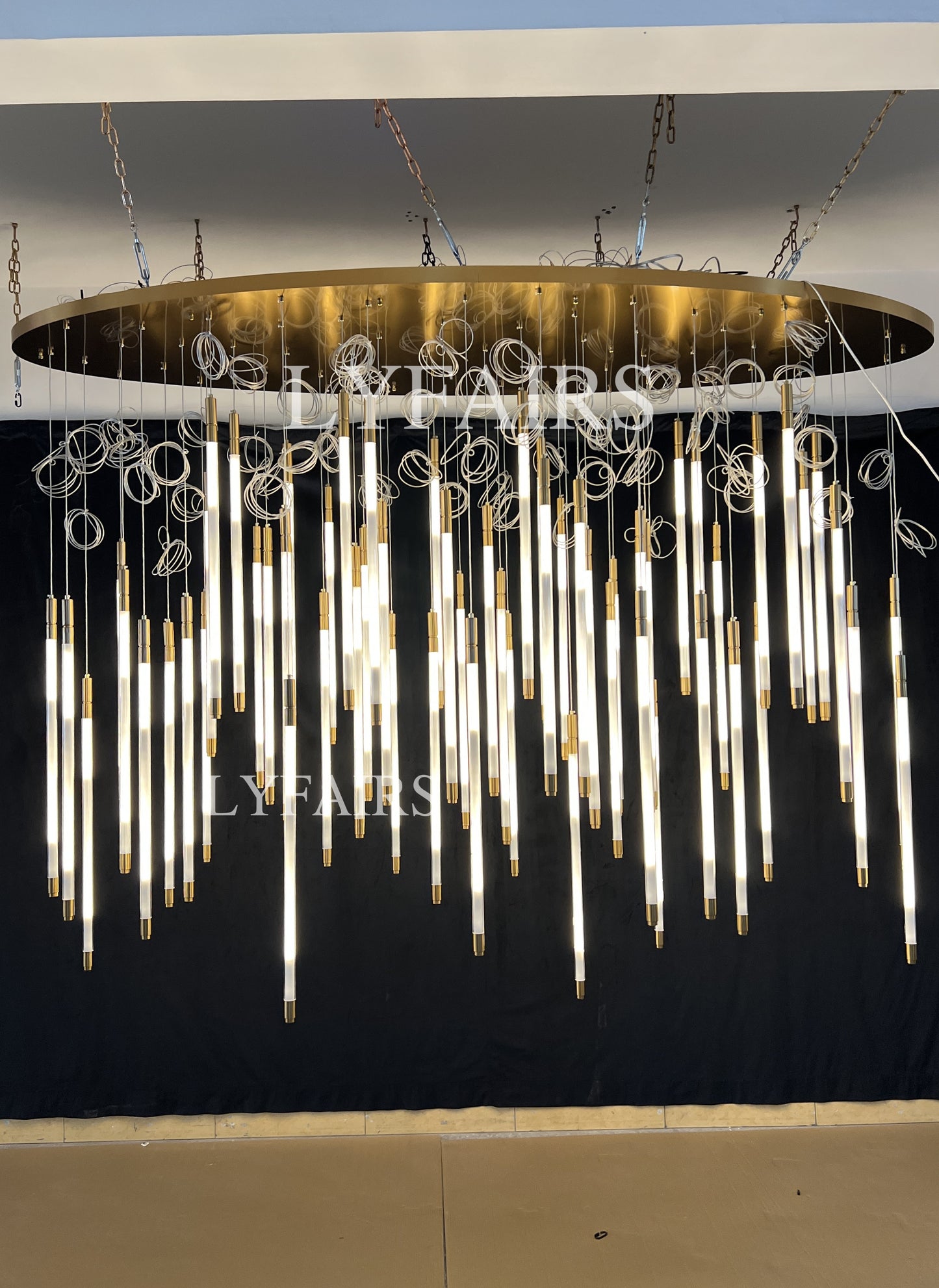 Modern Lightsabers Suspension Floating Chandelier with 512 System for Raindrop Effect