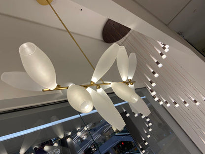 Minimalist Linear Rice Grain Shaped Bulb Iron Chandelier for Dining Room