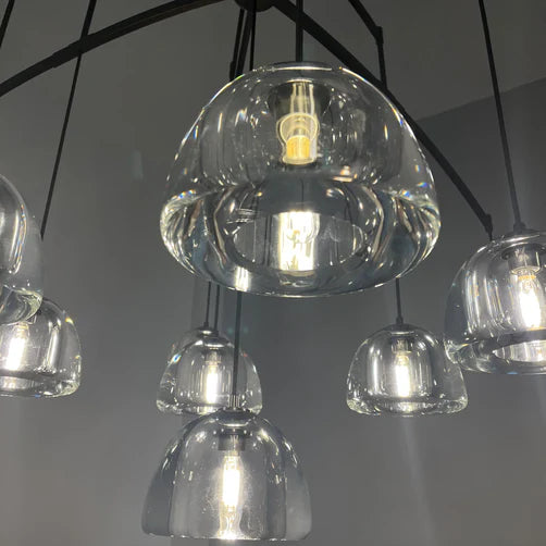 Lampadario moderno in vetro a forma di semisfera rotonda