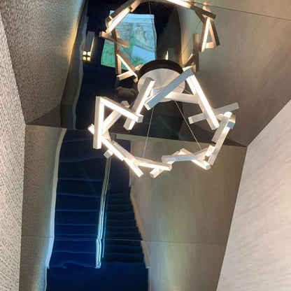 Lustre LED géométrique moderne rond/linéaire en aluminium