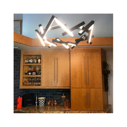 Lustre LED géométrique moderne rond/linéaire en aluminium