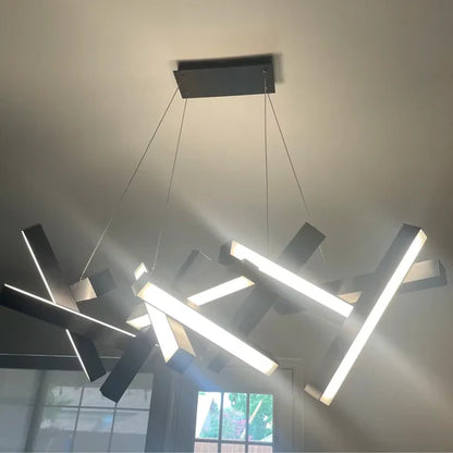 Lustre LED géométrique moderne rond/linéaire en aluminium
