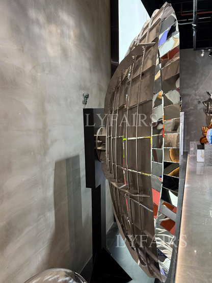 Contemporary Circular Wall Decor with Fragmented Reflective Panels