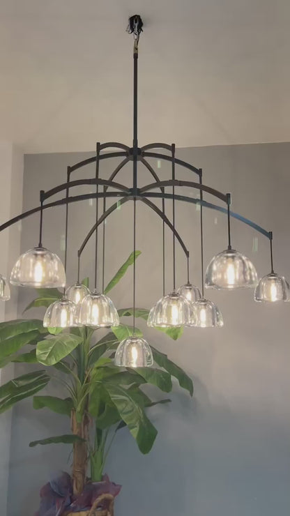 Lampadario moderno in vetro a forma di semisfera rotonda